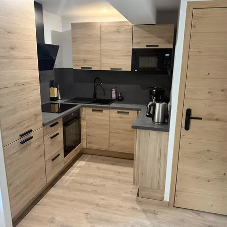 Refait à Neuf - 4 Pers. * Arâches